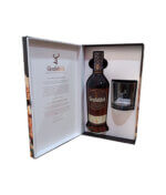 mo-hop-ben-trong-ruou-glenfiddich-18-nam-hop-qua-tet-2021